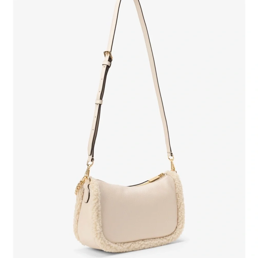 MICHAEL KORS CARMELA Medium Leather Chain Crossbody Shearling